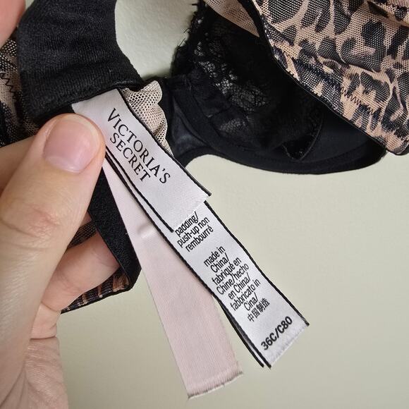 Victoria's Secret Very Sexy Push Up Without Padding Bra Size 36C Animal Print - Picture 3 of 4